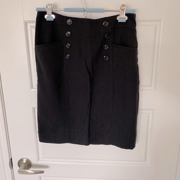 Pencil Skirt with Shallow Pockets - Picture 2 of 8